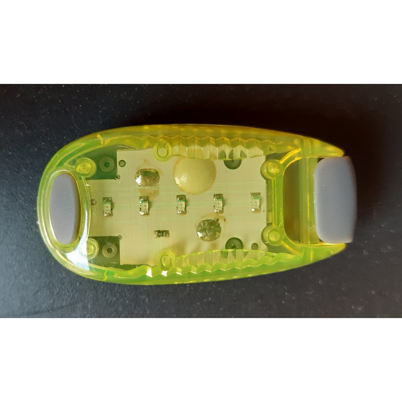 Pendentif LED Hunter Flashlight à batterie rechargeable Pendentif LED Hunter Flashlight à batterie rechargeable